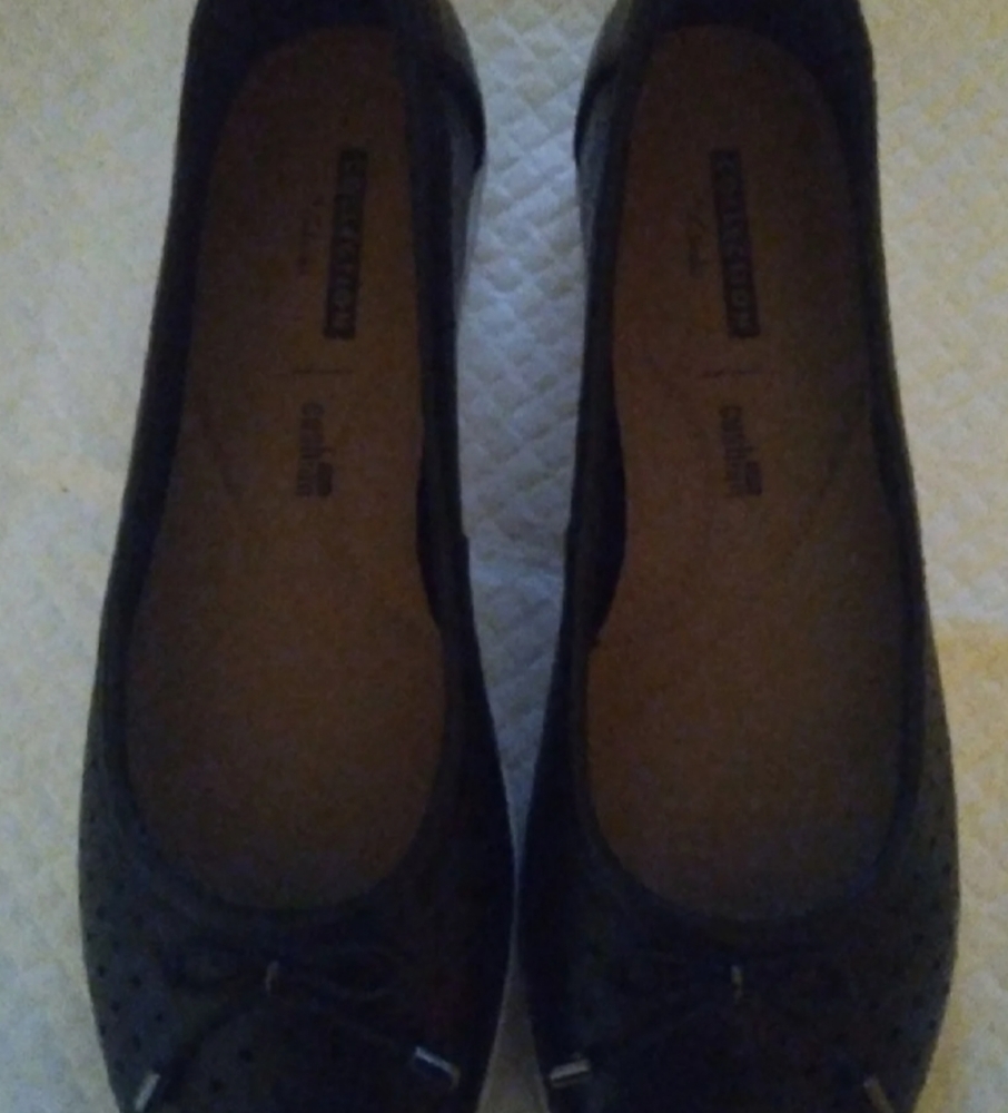 Clarks slip ons